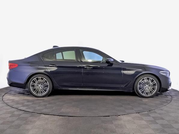 BMW 5 серии VII (G30/G31/G38) с пробегом 2017 года, цена 3 600 000 рублей, 161716 км, седан, Автокод Объявления