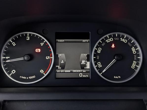 Land Rover Discovery IV с пробегом 2010 года, цена 2 500 000 рублей, 83264 км, внедорожник, Автокод Объявления