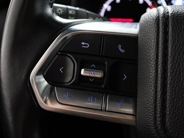 Toyota Land Cruiser 300 Series с пробегом 2023 года, цена 10 997 000 рублей, 27983 км, внедорожник, Автокод Объявления