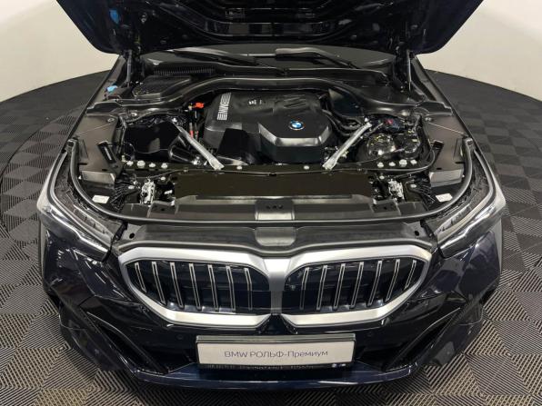 BMW 5 серии VIII (G60/G61/G68) с пробегом 2023 года, цена 7 471 303 рубля, 25001 км, седан, Автокод Объявления