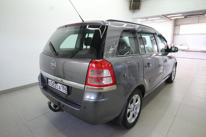 Opel Zafira B Рестайлинг с пробегом 2012 года, цена 650 000 рублей, 232000 км, минивэн, Автокод Объявления