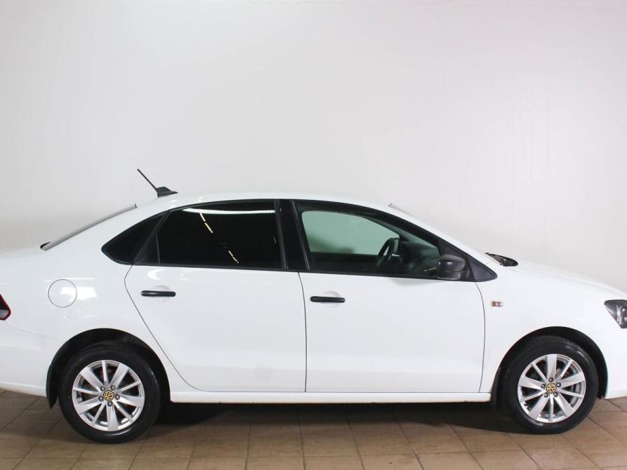 Volkswagen Polo V Рестайлинг Калуга  - изображение 4