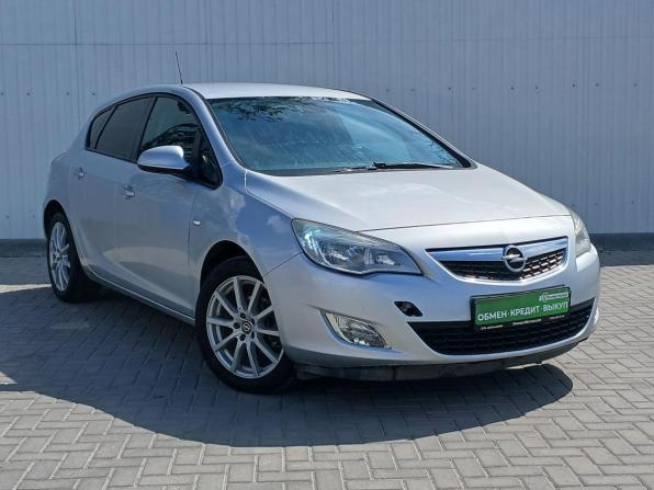 Opel Astra J с пробегом 2011 года, цена 649 000 рублей, 216303 км, хэтчбек, Автокод Объявления