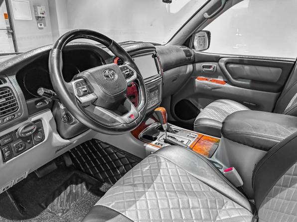 Toyota Land Cruiser 100 Series Рестайлинг 1 с пробегом 2004 года, цена 2 067 290 рублей, 335234 км, внедорожник, Автокод Объявления