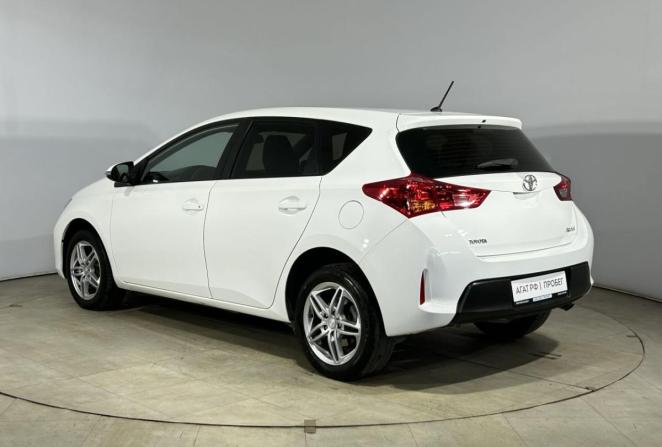 Toyota Auris II с пробегом 2013 года, цена 1 050 000 рублей, 216386 км, хэтчбек, Автокод Объявления