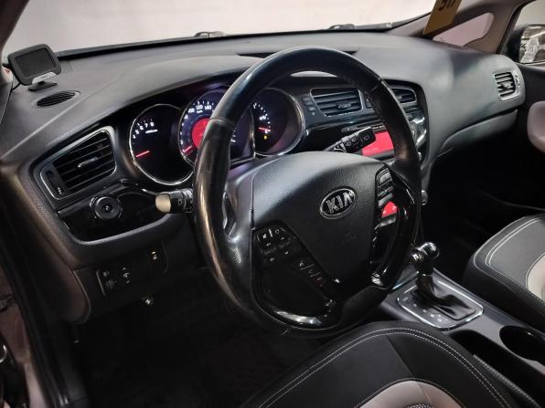 Kia Ceed II с пробегом 2015 года, цена 1 150 000 рублей, 116000 км, хэтчбек, Автокод Объявления