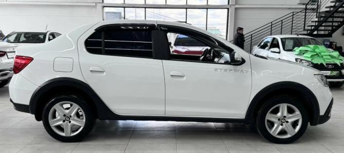 Renault Logan II Рестайлинг с пробегом 2020 года, цена 1 299 000 рублей, 120000 км, седан, Автокод Объявления