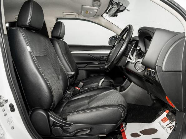 Mitsubishi Outlander III Рестайлинг с пробегом 2015 года, цена 1 849 500 рублей, 190736 км, внедорожник, Автокод Объявления