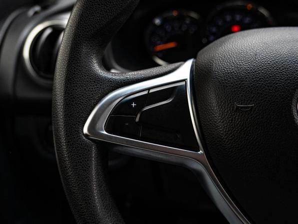 Renault Sandero II Рестайлинг с пробегом 2019 года, цена 1 080 000 рублей, 29720 км, хэтчбек, Автокод Объявления