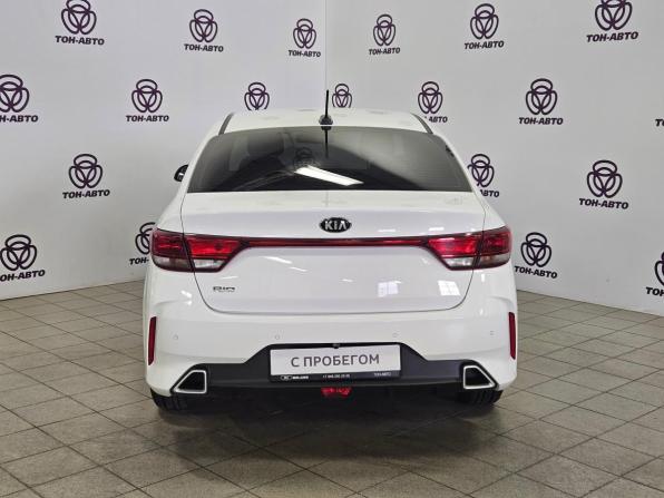 Kia Rio IV Рестайлинг с пробегом 2021 года, цена 1 674 000 рублей, 80535 км, седан, Автокод Объявления