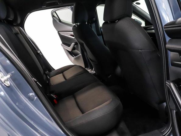 Mazda 3 IV (BP) с пробегом 2019 года, цена 1 699 000 рублей, 88236 км, хэтчбек, Автокод Объявления