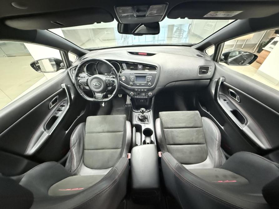 Kia Ceed GT I Рестайлинг Челябинск  - изображение 12