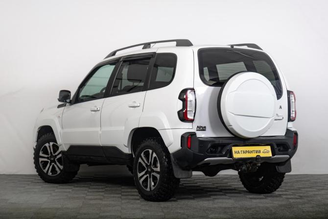 Lada (ВАЗ) Niva Travel I с пробегом 2024 года, цена 1 389 000 рублей, 24308 км, внедорожник, Автокод Объявления