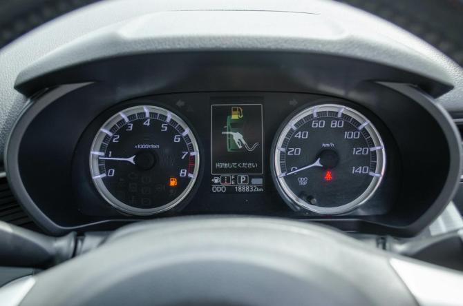 Daihatsu Move VI с пробегом 2014 года, цена 882 000 рублей, 180000 км, минивэн, Автокод Объявления