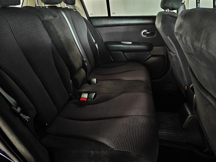 Nissan Tiida I Москва  - изображение 10