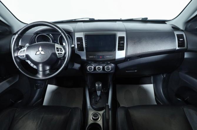 Mitsubishi Outlander II Рестайлинг с пробегом 2011 года, цена 1 429 000 рублей, 238000 км, внедорожник, Автокод Объявления