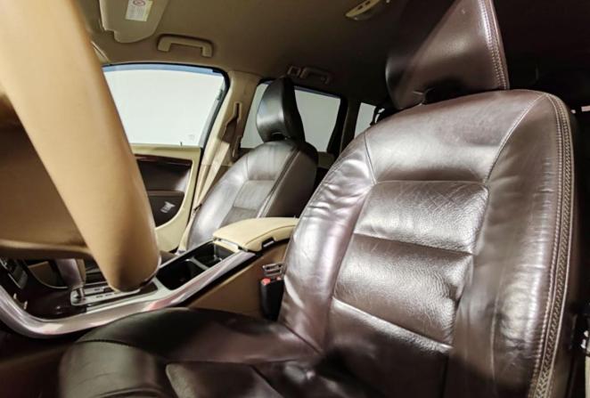 Volvo XC70 II с пробегом 2012 года, цена 1 280 000 рублей, 474856 км, универсал, Автокод Объявления