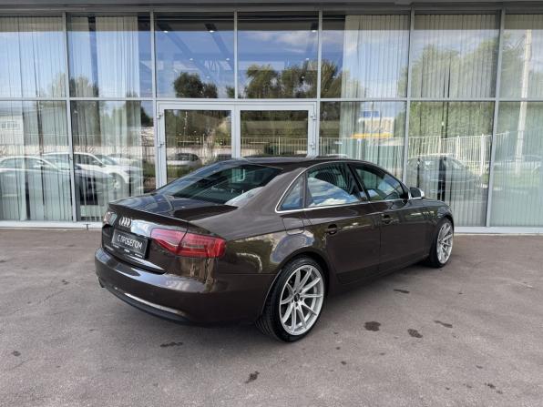 Audi A4 IV (B8) Рестайлинг с пробегом 2013 года, цена 1 450 000 рублей, 243111 км, седан, Автокод Объявления