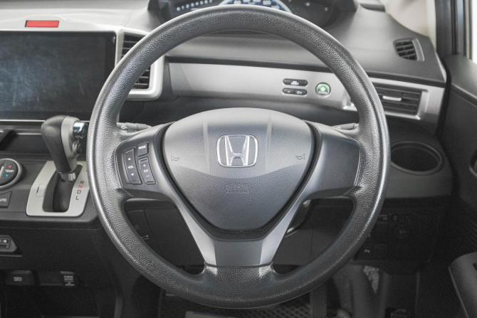 Honda Freed I с пробегом 2011 года, цена 1 149 000 рублей, 116000 км, компактвэн, Автокод Объявления