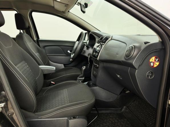 Renault Logan II с пробегом 2015 года, цена 770 000 рублей, 78558 км, седан, Автокод Объявления