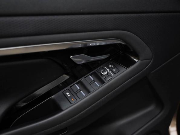 Land Rover Range Rover Evoque II с пробегом 2020 года, цена 3 399 000 рублей, 73133 км, внедорожник, Автокод Объявления