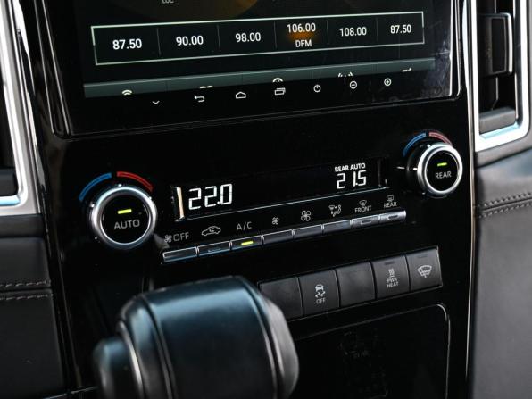 Toyota HiAce H300 с пробегом 2020 года, цена 7 520 000 рублей, 87017 км, минивэн, Автокод Объявления