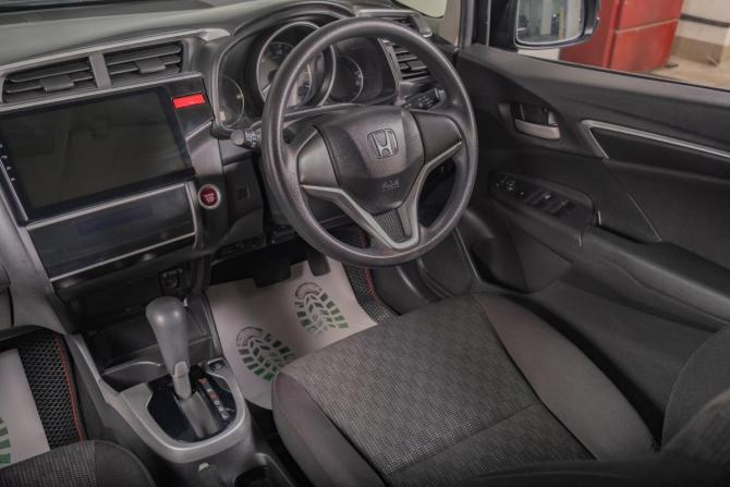 Honda Fit III с пробегом 2013 года, цена 1 149 000 рублей, 142000 км, хэтчбек, Автокод Объявления