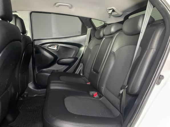 Hyundai ix35 I с пробегом 2012 года, цена 1 150 000 рублей, 220817 км, внедорожник, Автокод Объявления