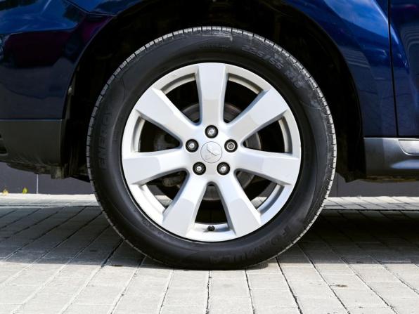 Mitsubishi Outlander II Рестайлинг с пробегом 2012 года, цена 1 375 000 рублей, 197325 км, внедорожник, Автокод Объявления