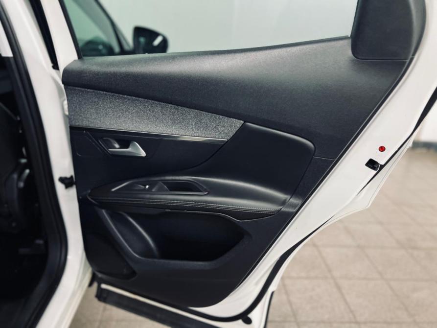 Peugeot 3008 II Санкт-Петербург  - изображение 15