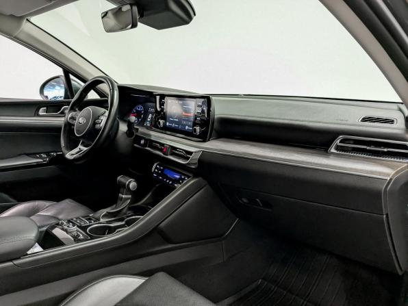 Kia K5 III с пробегом 2020 года, цена 2 450 000 рублей, 78506 км, седан, Автокод Объявления