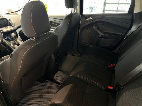 Ford Kuga II Рестайлинг с пробегом 2017 года, цена 1 470 000 рублей, 164000 км, внедорожник, Автокод Объявления