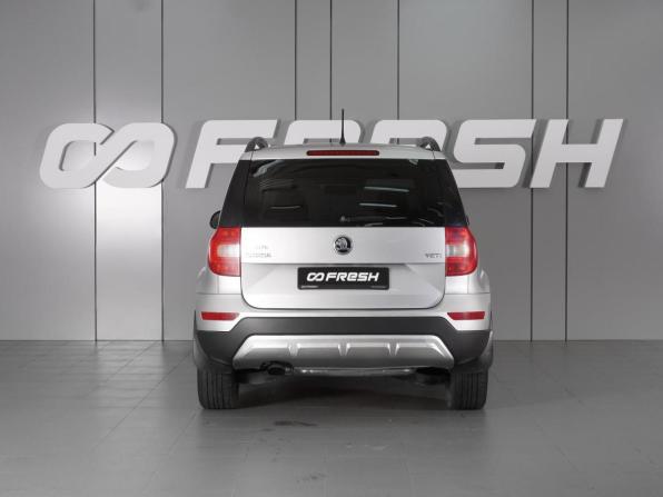 Skoda Yeti I Рестайлинг с пробегом 2015 года, цена 979 000 рублей, 239533 км, внедорожник, Автокод Объявления
