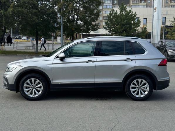 Volkswagen Tiguan II Рестайлинг с пробегом 2021 года, цена 2 399 000 рублей, 89918 км, внедорожник, Автокод Объявления