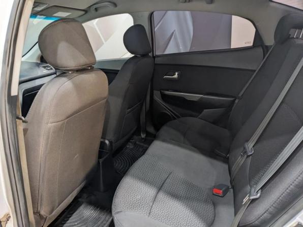 Kia Rio III Рестайлинг с пробегом 2015 года, цена 870 000 рублей, 135700 км, седан, Автокод Объявления