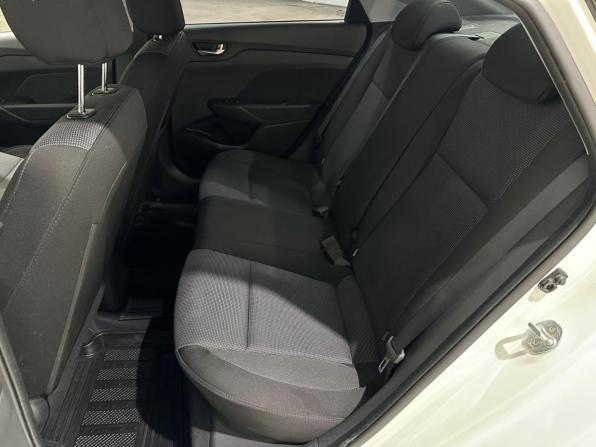 Hyundai Solaris II с пробегом 2019 года, цена 1 348 000 рублей, 133955 км, седан, Автокод Объявления