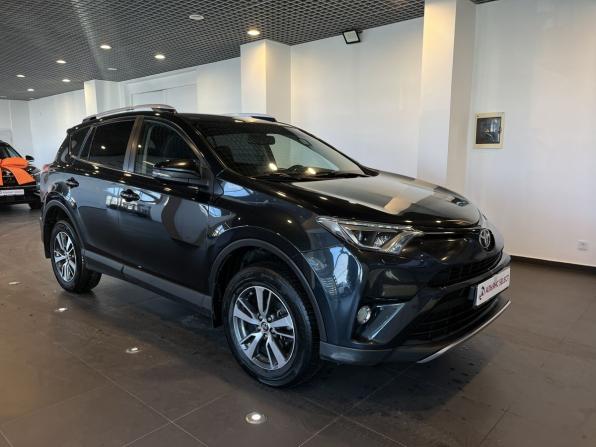 Toyota RAV4 IV (XA40) Рестайлинг с пробегом 2018 года, цена 2 299 000 рублей, 114153 км, внедорожник, Автокод Объявления