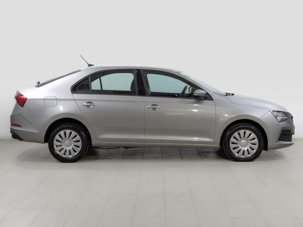 Skoda Rapid II с пробегом 2021 года, цена 1 555 000 рублей, 72188 км, лифтбек, Автокод Объявления