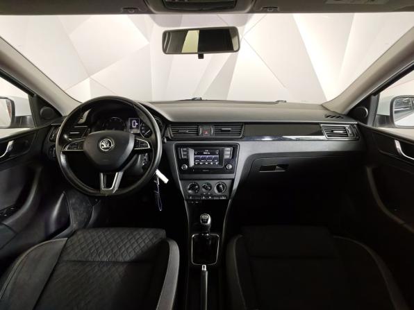 Skoda Rapid I с пробегом 2015 года, цена 697 000 рублей, 195492 км, лифтбек, Автокод Объявления