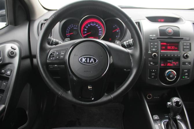Kia Cerato II с пробегом 2013 года, цена 750 000 рублей, 192234 км, седан, Автокод Объявления