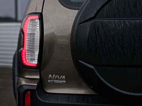 Lada (ВАЗ) Niva Travel I с пробегом 2025 года, цена 1 290 000 рублей, 23000 км, внедорожник, Автокод Объявления