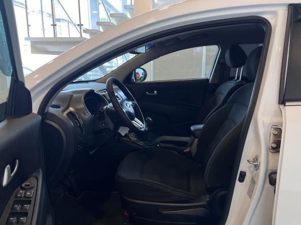 Kia Sportage III Рестайлинг с пробегом 2014 года, цена 1 068 000 рублей, 193390 км, внедорожник, Автокод Объявления