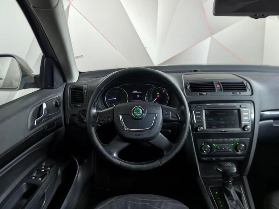 Skoda Octavia II (A5) Рестайлинг Москва  - изображение 18