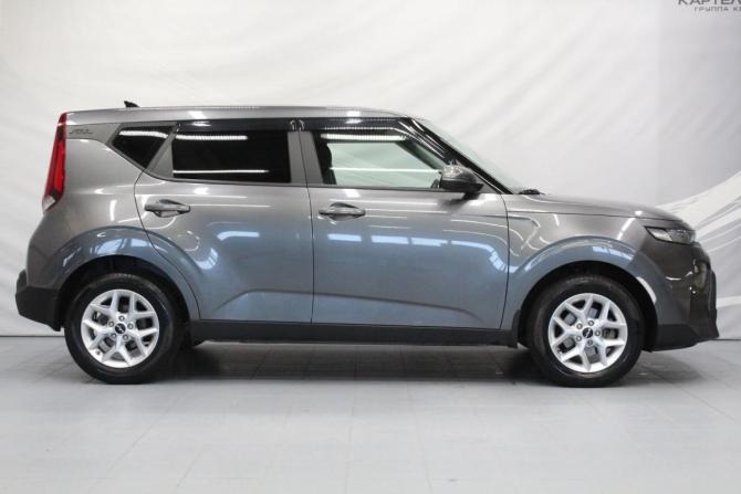 Kia Soul III Рестайлинг с пробегом 2022 года, цена 2 079 000 рублей, 40057 км, хэтчбек, Автокод Объявления