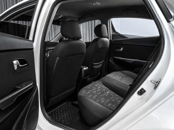 Kia Rio III Рестайлинг с пробегом 2015 года, цена 969 000 рублей, 167610 км, седан, Автокод Объявления
