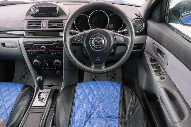 Mazda Axela I с пробегом 2004 года, цена 599 000 рублей, 292000 км, хэтчбек, Автокод Объявления