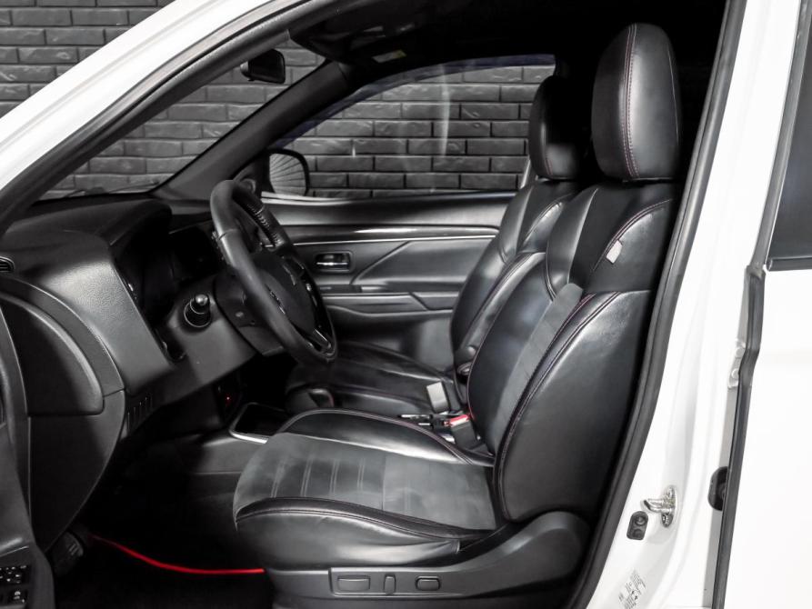 Mitsubishi Outlander III Рестайлинг 3 Екатеринбург  - изображение 10