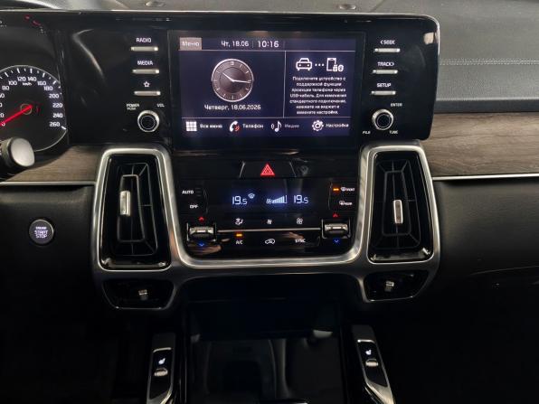 Kia Sorento IV с пробегом 2021 года, цена 3 450 000 рублей, 71471 км, внедорожник, Автокод Объявления