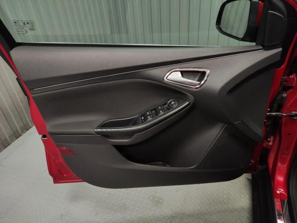 Ford Focus III с пробегом 2012 года, цена 1 039 000 рублей, 147688 км, хэтчбек, Автокод Объявления