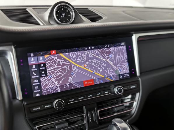 Porsche Macan I Рестайлинг с пробегом 2020 года, цена 4 358 100 рублей, 81405 км, внедорожник, Автокод Объявления